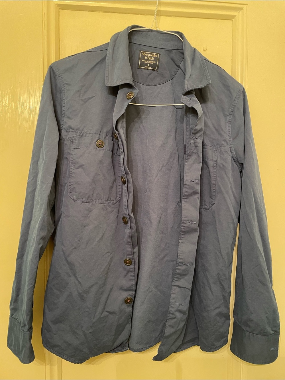 Abercrombie and Fitch Men’s button down dark blue